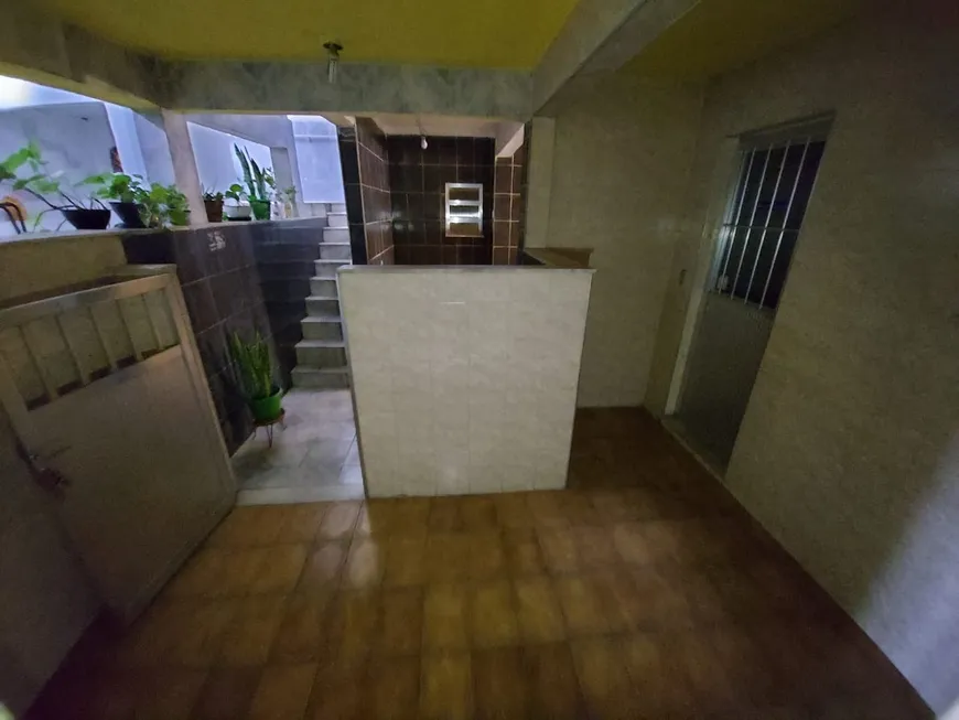 Foto 1 de Apartamento com 2 Quartos à venda, 50m² em Cabuis, Nilópolis