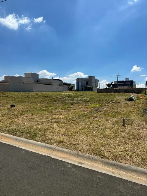 Foto 1 de Lote/Terreno à venda, 200m² em , Monte Mor