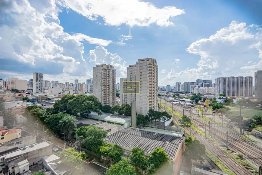 Foto 1 de Apartamento com 2 Quartos à venda, 58m² em Barra Funda, São Paulo