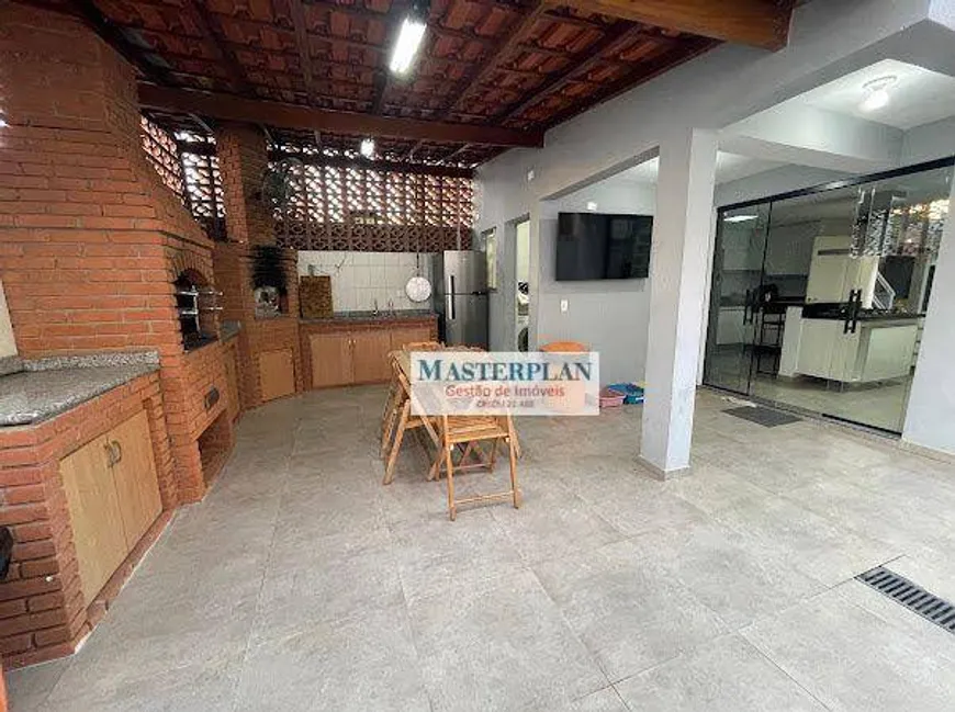 Foto 1 de Casa de Condomínio com 4 Quartos à venda, 280m² em Ipiranga, São Paulo