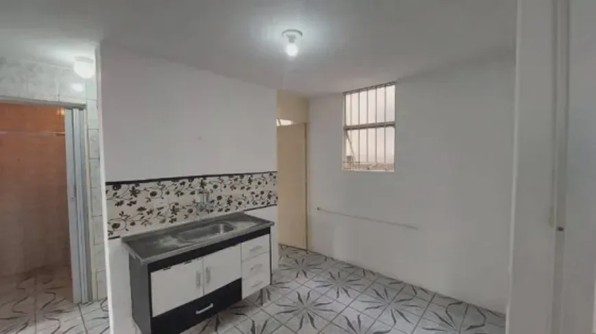 Foto 1 de Casa com 2 Quartos à venda, 90m² em Roma, Salvador