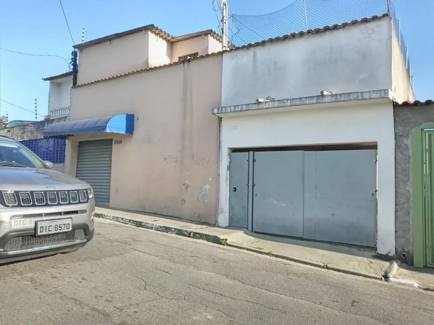 Foto 1 de Casa com 3 Quartos à venda, 200m² em Vila Alpina, São Paulo