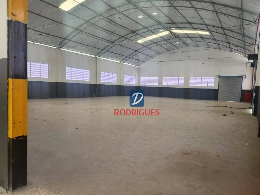 Foto 1 de Galpão/Depósito/Armazém para alugar, 1500m² em Jardim Ruyce, Diadema