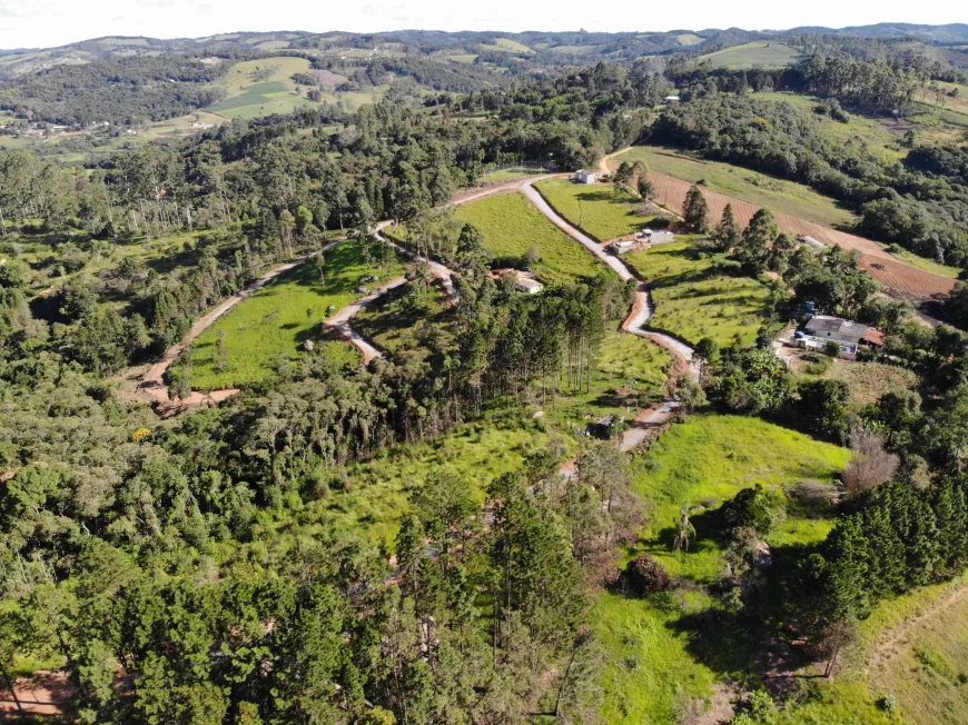 Foto 1 de Lote/Terreno à venda, 500m² em Condominio Colinas de Ibiuna, Ibiúna