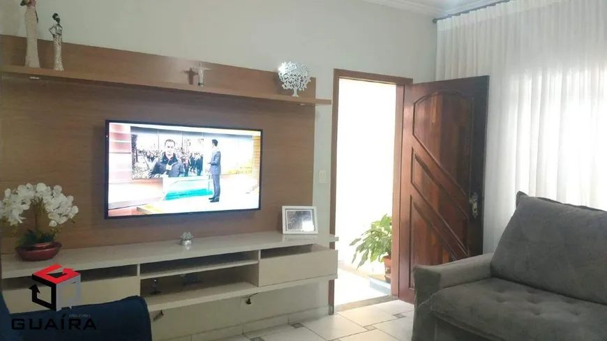 Foto 1 de Casa com 2 Quartos à venda, 140m² em Vila Alto de Santo Andre, Santo André