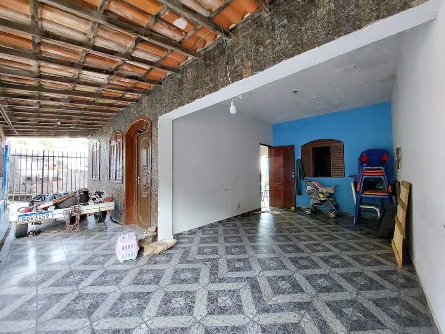 Foto 1 de Casa com 2 Quartos à venda, 250m² em Olaria, Belo Horizonte