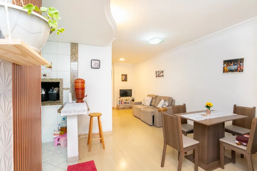 Foto 1 de Apartamento com 2 Quartos à venda, 60m² em São João, Porto Alegre