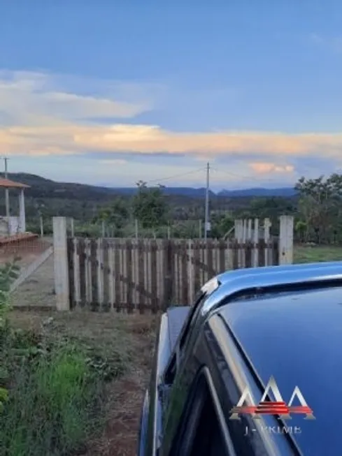 Foto 1 de Fazenda/Sítio com 2 Quartos à venda, 10000m² em Zona Rural , Chapada dos Guimarães