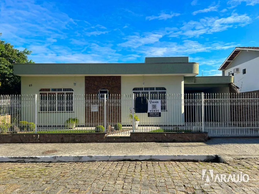 Foto 1 de Casa com 3 Quartos à venda, 240m² em Fazenda, Itajaí