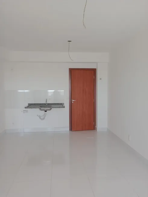 Foto 1 de Apartamento com 1 Quarto à venda, 42m² em Morada do Ouro II, Cuiabá