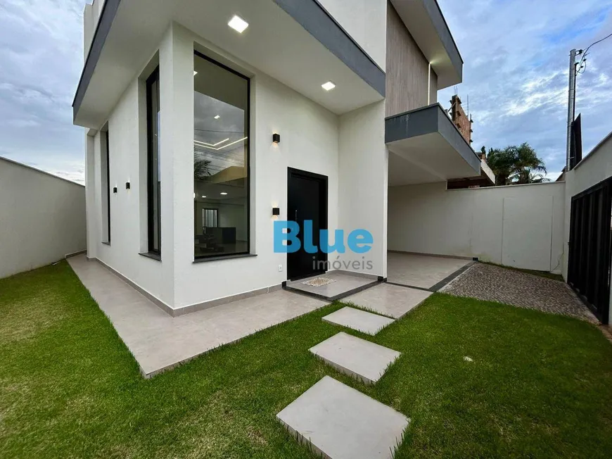 Foto 1 de Casa com 3 Quartos à venda, 165m² em Jardim Colina, Uberlândia