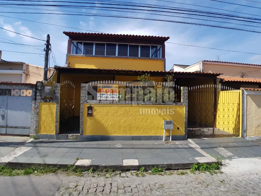 Foto 1 de Casa com 3 Quartos para alugar, 251m² em Campo Grande, Rio de Janeiro