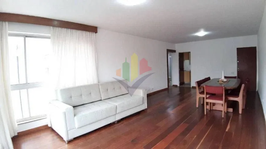 Foto 1 de Apartamento com 3 Quartos à venda, 122m² em Cerqueira César, São Paulo