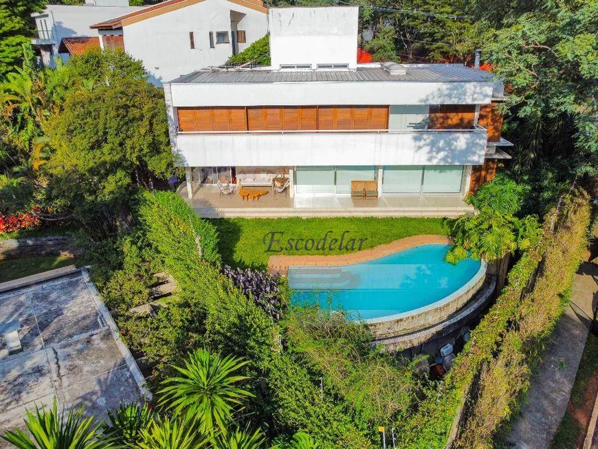 Foto 1 de Casa com 4 Quartos à venda, 424m² em Alto de Pinheiros, São Paulo