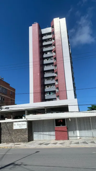 Foto 1 de Apartamento com 3 Quartos para alugar, 100m² em Candeias, Jaboatão dos Guararapes