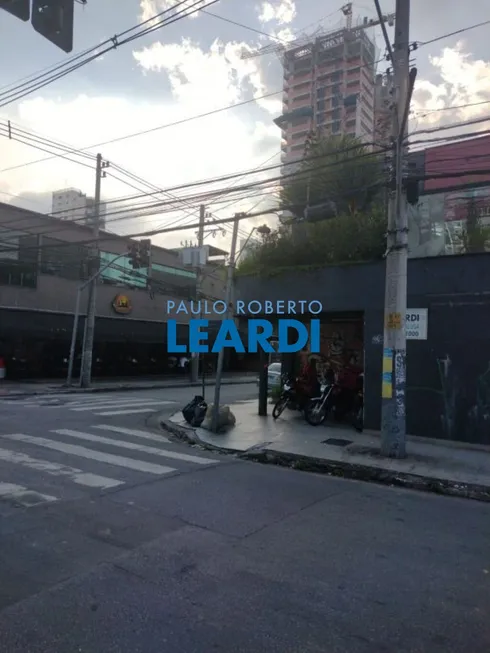 Foto 1 de Ponto Comercial para venda ou aluguel, 415m² em Vila Olímpia, São Paulo