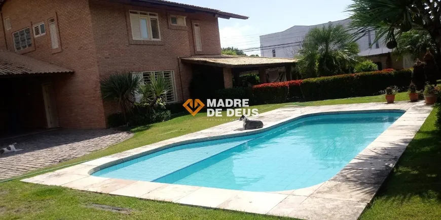 Foto 1 de Casa com 6 Quartos à venda, 326m² em Edson Queiroz, Fortaleza