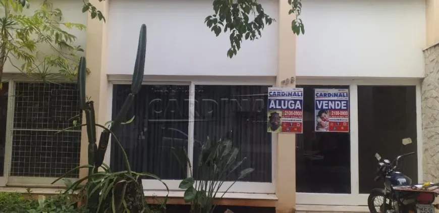 Foto 1 de Casa com 2 Quartos para alugar, 188m² em Centro, Araraquara