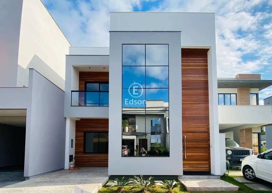 Foto 1 de Casa com 3 Quartos à venda, 184m² em Beira Rio, Biguaçu