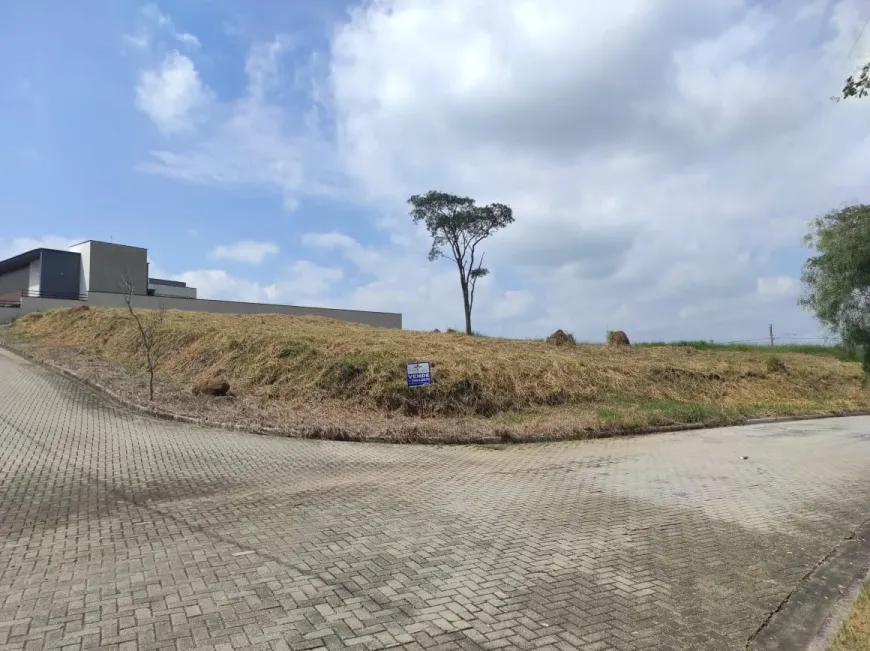 Foto 1 de Lote/Terreno à venda, 1400m² em Alto da Ponte, São José dos Campos