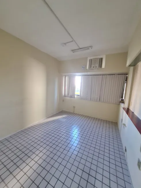 Foto 1 de Sala Comercial para alugar, 25m² em Madalena, Recife