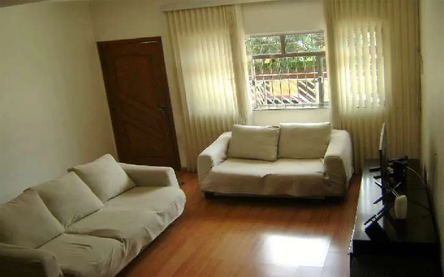 Foto 1 de Casa com 3 Quartos à venda, 130m² em Vila Gumercindo, São Paulo