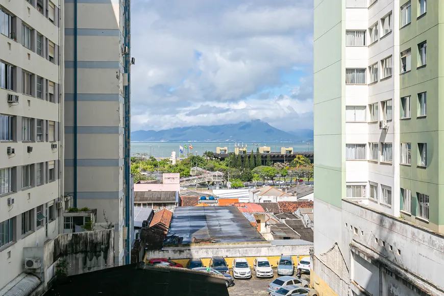 Foto 1 de Apartamento com 1 Quarto à venda, 47m² em Centro, Florianópolis