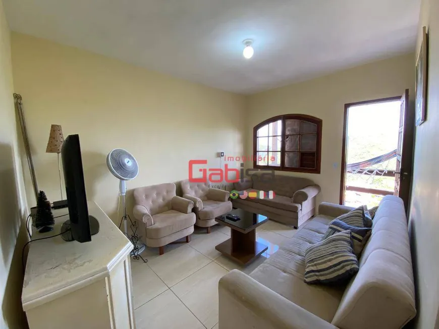 Foto 1 de Casa de Condomínio com 2 Quartos à venda, 140m² em Jardim Pero, Cabo Frio
