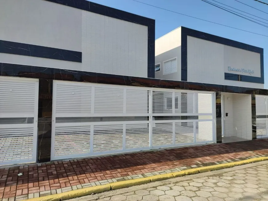 Foto 1 de Sobrado com 2 Quartos à venda, 81m² em Itaoca, Mongaguá