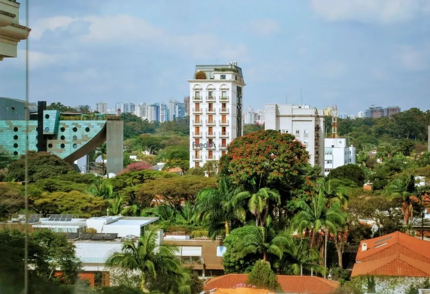 Foto 1 de Cobertura com 2 Quartos à venda, 138m² em Jardim Paulista, São Paulo