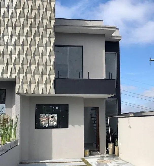 Foto 1 de Casa com 3 Quartos à venda, 100m² em Vila Lavínia, Mogi das Cruzes