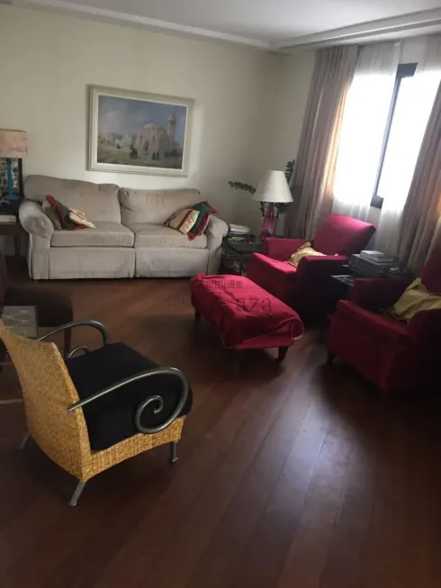 Foto 1 de Apartamento com 3 Quartos à venda, 179m² em Moema, São Paulo