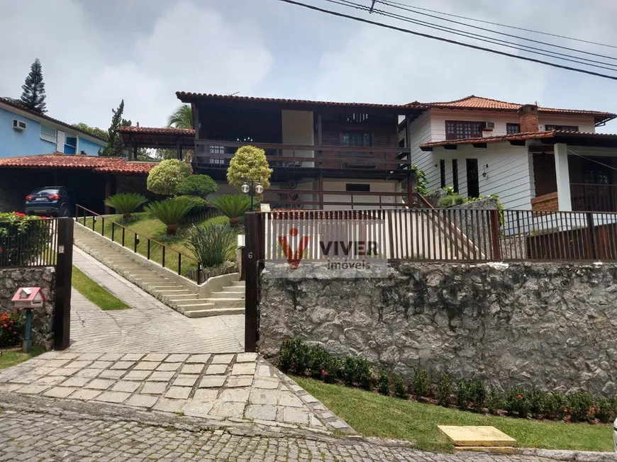 Foto 1 de Casa de Condomínio com 4 Quartos à venda, 235m² em Sapê, Niterói
