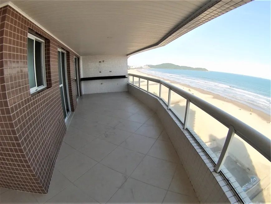 Foto 1 de Apartamento com 3 Quartos à venda, 172m² em Campo da Aviação, Praia Grande