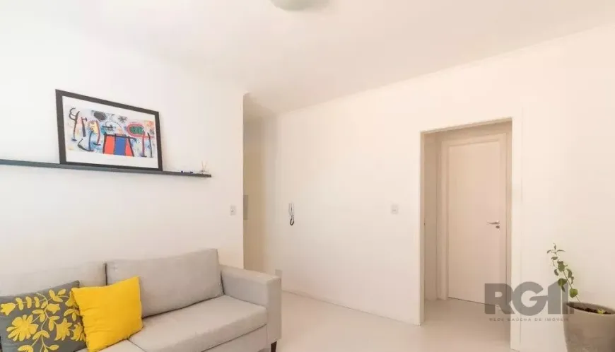 Foto 1 de Apartamento com 1 Quarto à venda, 41m² em Petrópolis, Porto Alegre