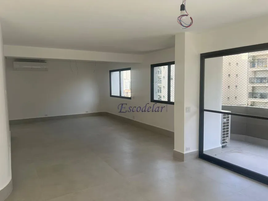 Foto 1 de Apartamento com 3 Quartos à venda, 215m² em Perdizes, São Paulo