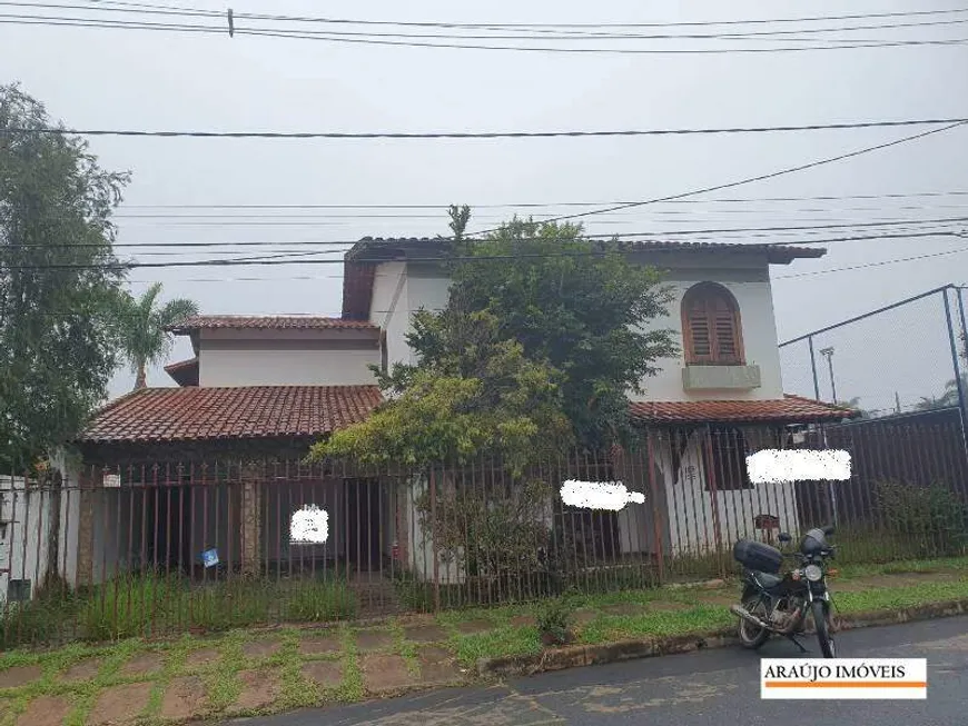 Foto 1 de Casa com 4 Quartos para alugar, 545m² em Belvedere, Belo Horizonte