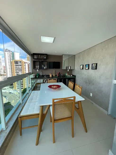 Foto 1 de Apartamento com 3 Quartos à venda, 126m² em Loteamento Aquarius, Salvador