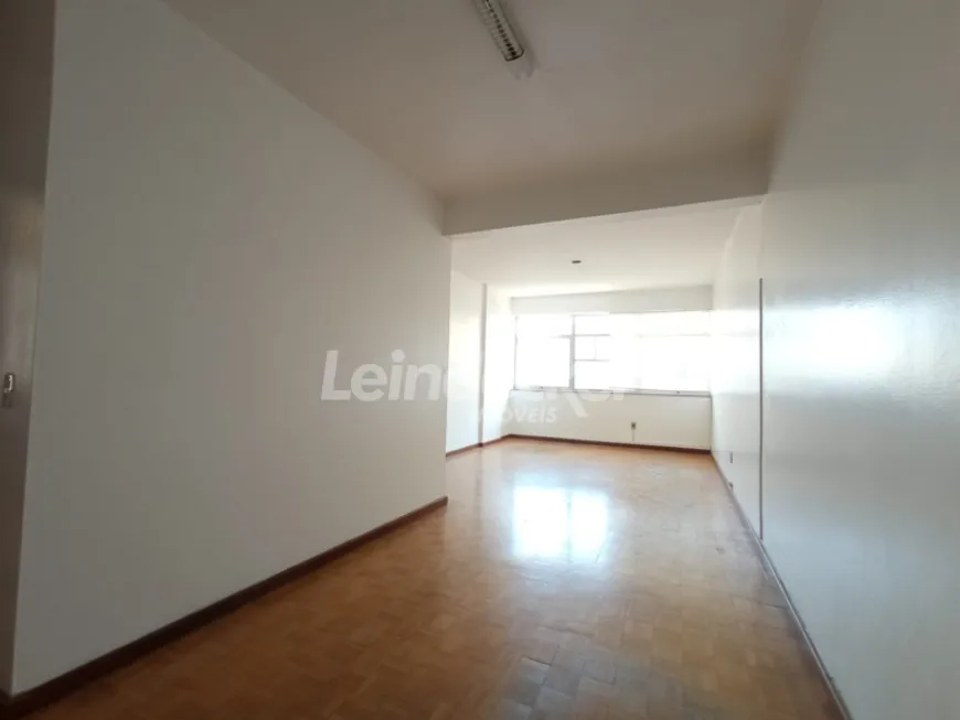 Foto 1 de Sala Comercial para alugar, 29m² em Centro, Porto Alegre