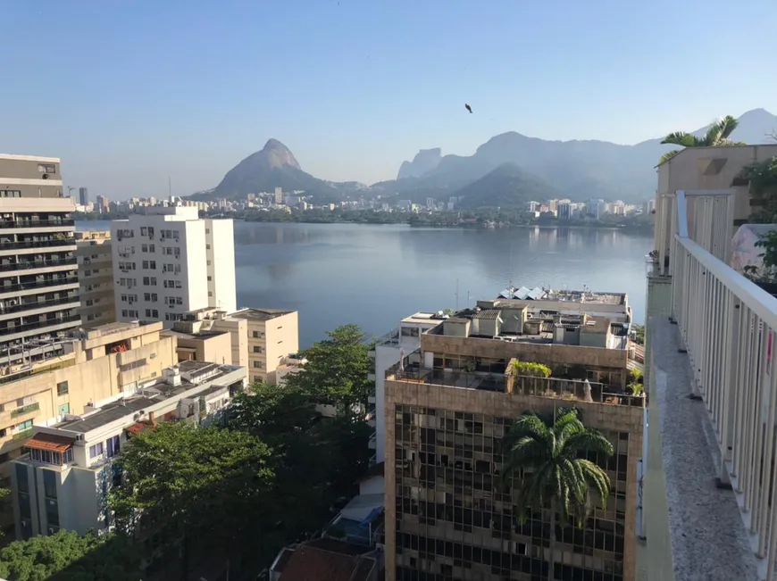 Foto 1 de Cobertura com 3 Quartos à venda, 192m² em Lagoa, Rio de Janeiro