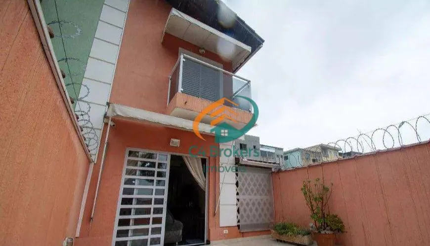 Foto 1 de Sobrado com 3 Quartos à venda, 140m² em Jardim Santa Mena, Guarulhos