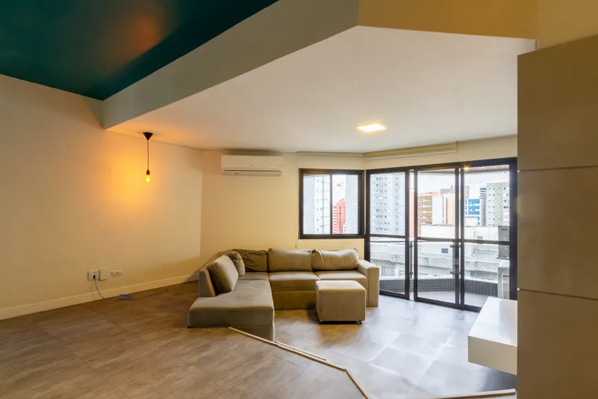 Foto 1 de Apartamento com 2 Quartos à venda, 86m² em Batel, Curitiba