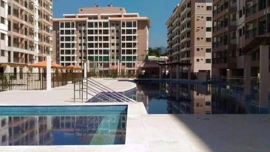 Foto 1 de Apartamento com 2 Quartos à venda, 66m² em Taquara, Rio de Janeiro