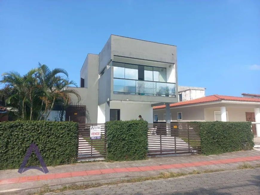 Foto 1 de Casa com 2 Quartos à venda, 192m² em Campeche, Florianópolis