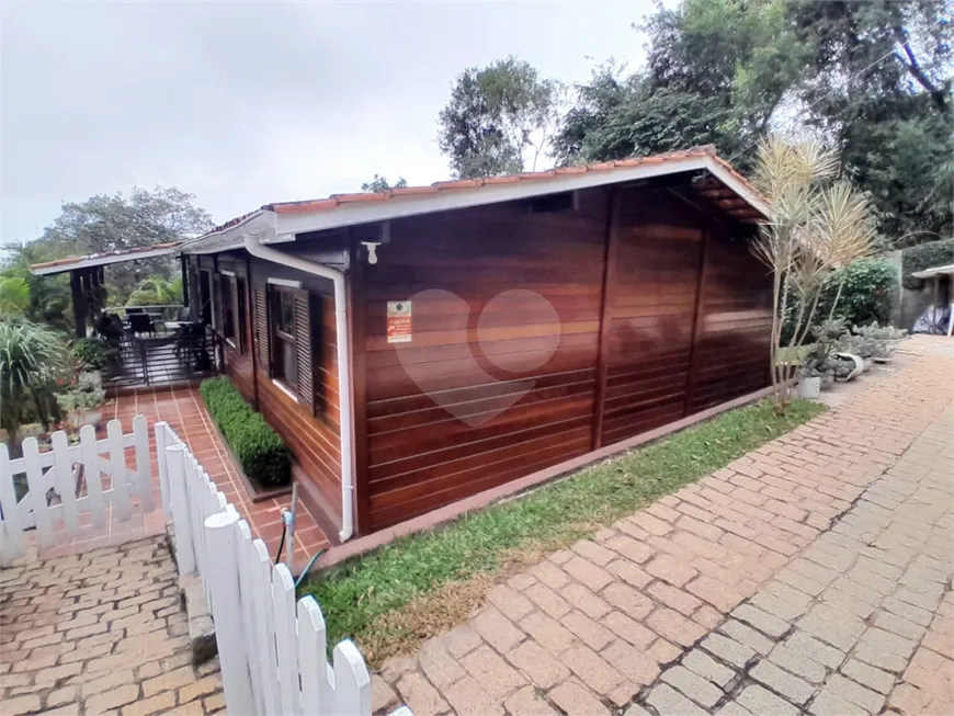 Foto 1 de Casa de Condomínio com 3 Quartos à venda, 225m² em Serra da Cantareira, Mairiporã