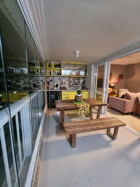 Foto 1 de Apartamento com 3 Quartos à venda, 108m² em Acupe de Brotas, Salvador
