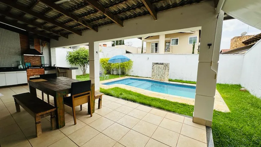 Foto 1 de Casa de Condomínio com 4 Quartos à venda, 275m² em Condominio Portal do Sol II, Goiânia