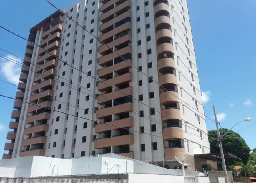 Foto 1 de Apartamento com 4 Quartos à venda, 185m² em Aeroclube, João Pessoa
