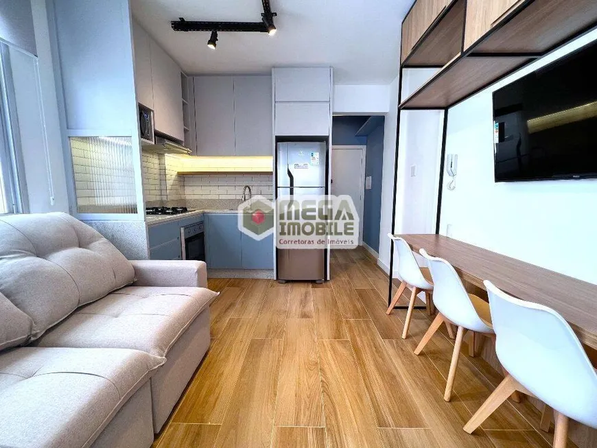 Foto 1 de Apartamento com 2 Quartos à venda, 50m² em Centro, Florianópolis