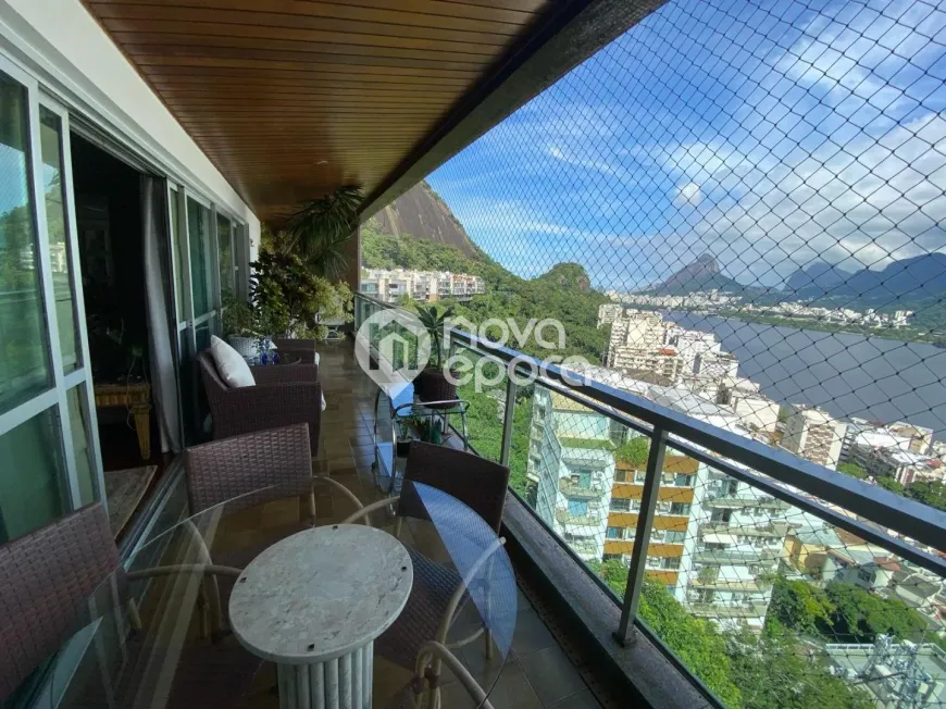 Foto 1 de Apartamento com 4 Quartos à venda, 293m² em Lagoa, Rio de Janeiro